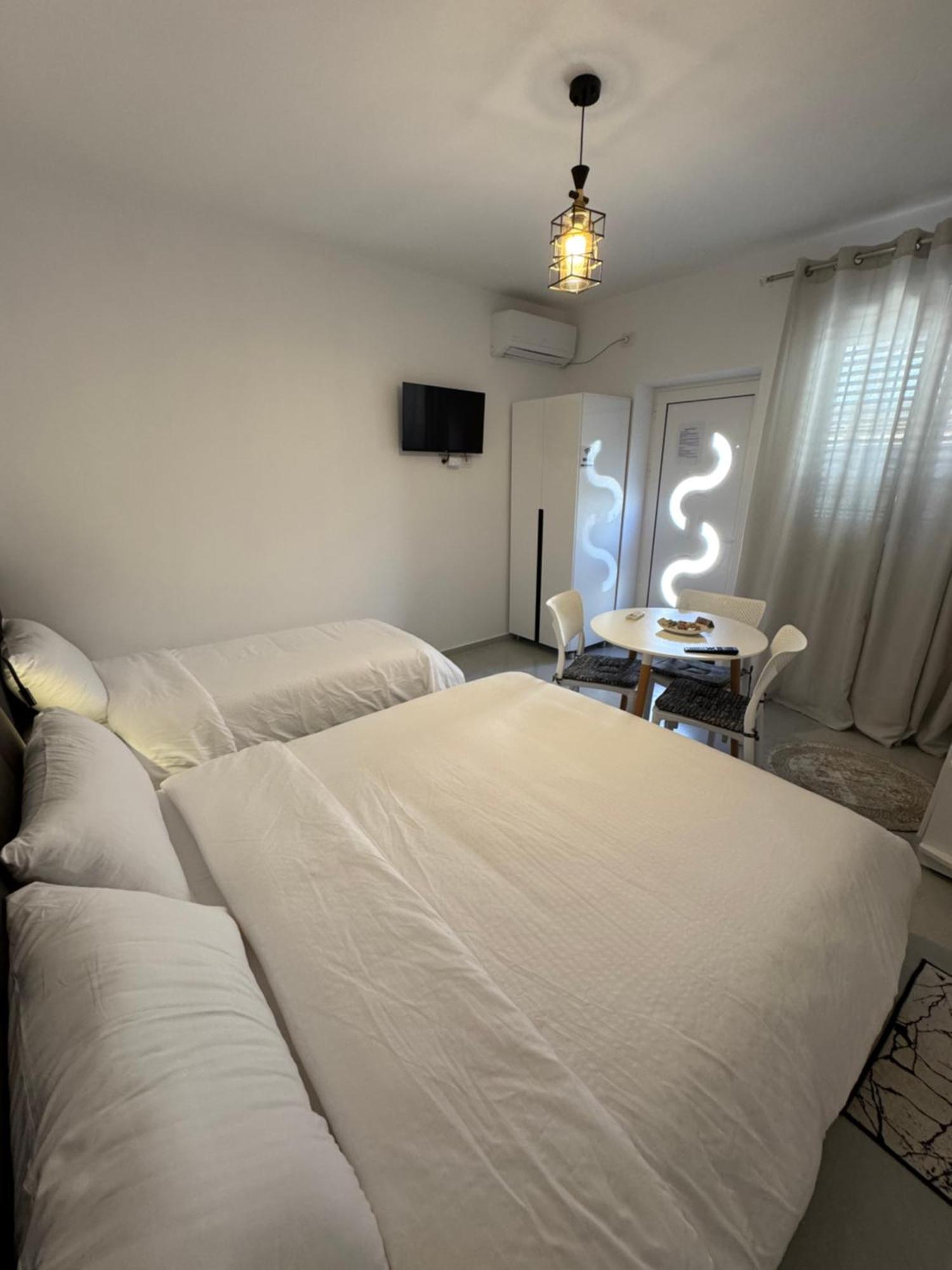 Private Villa Aras 2 - Luxury & Elegance Apartments Vlorë エクステリア 写真